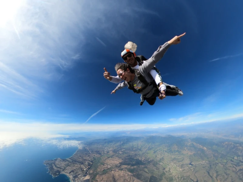 Paracaidismo en la costa
